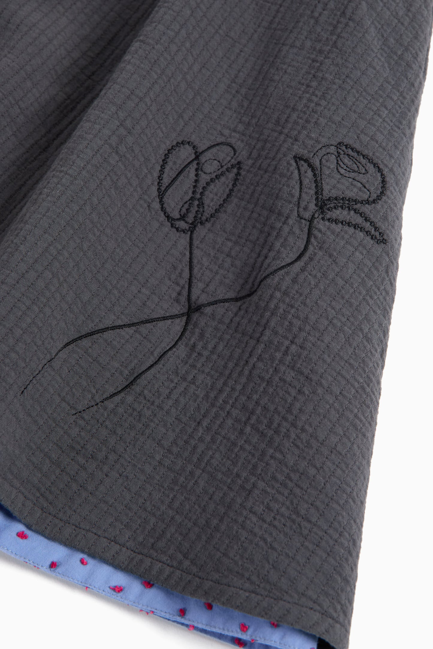 SKIRT Alberta Graphite