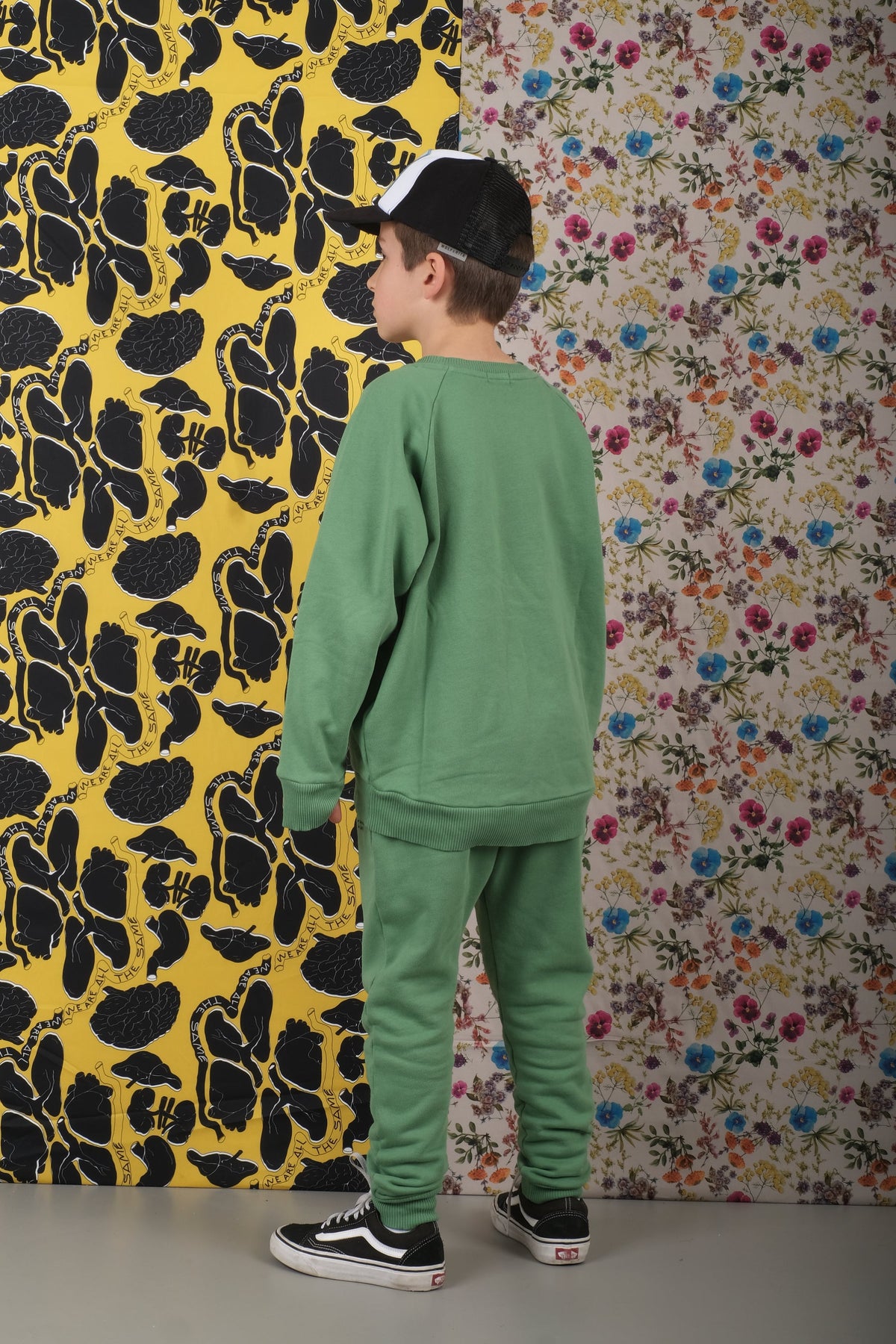 TROUSERS Amadeu Let Love In