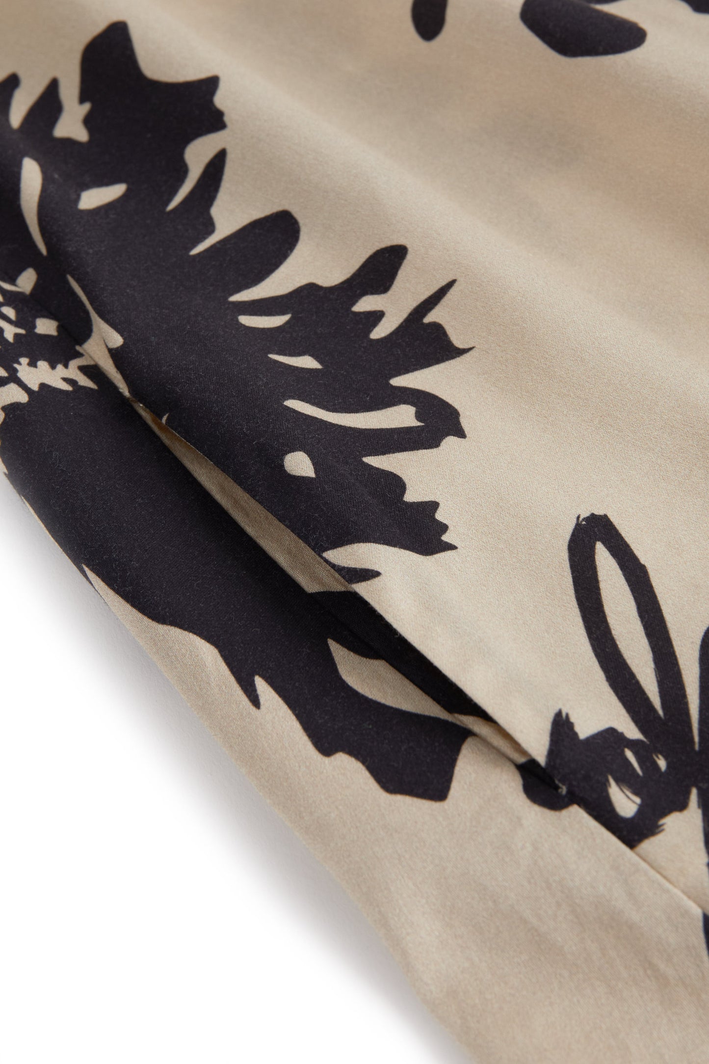 DRESS Betânia Botanical Mocha