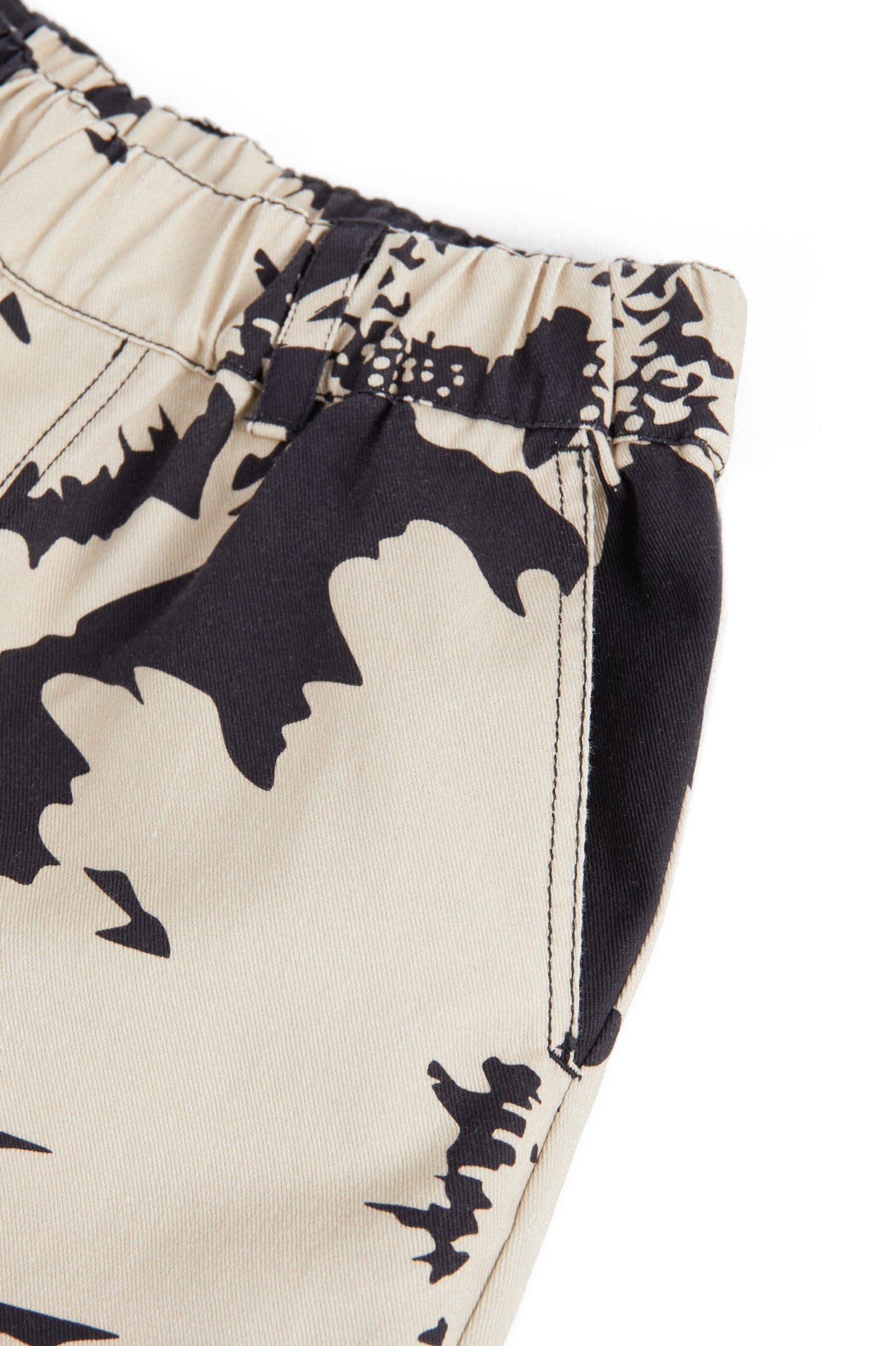 TROUSERS Celso Botanical Black