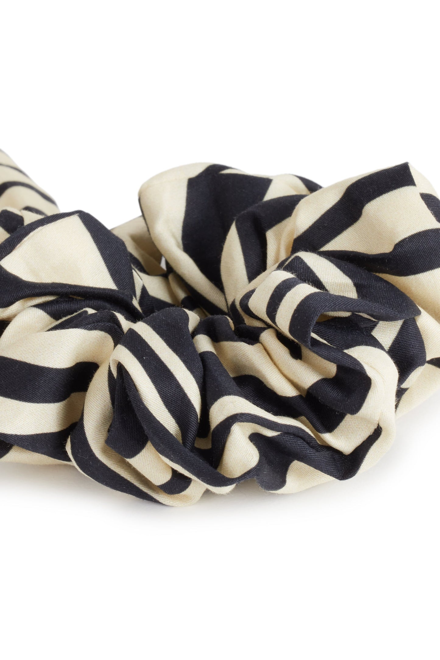 SCRUNCHIE Engrácia Zebra Black
