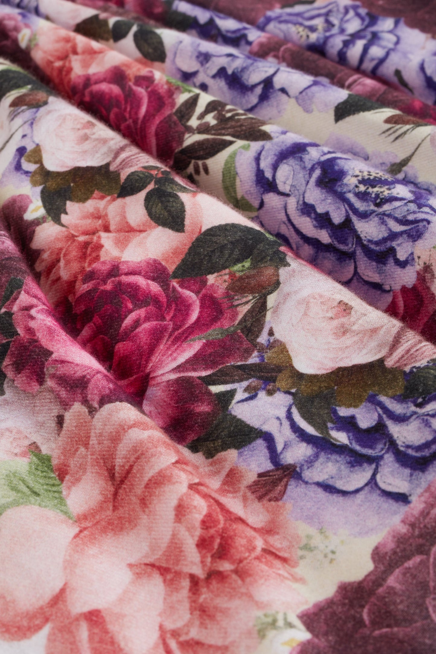 SKIRT Lurdinhas Wallpaper