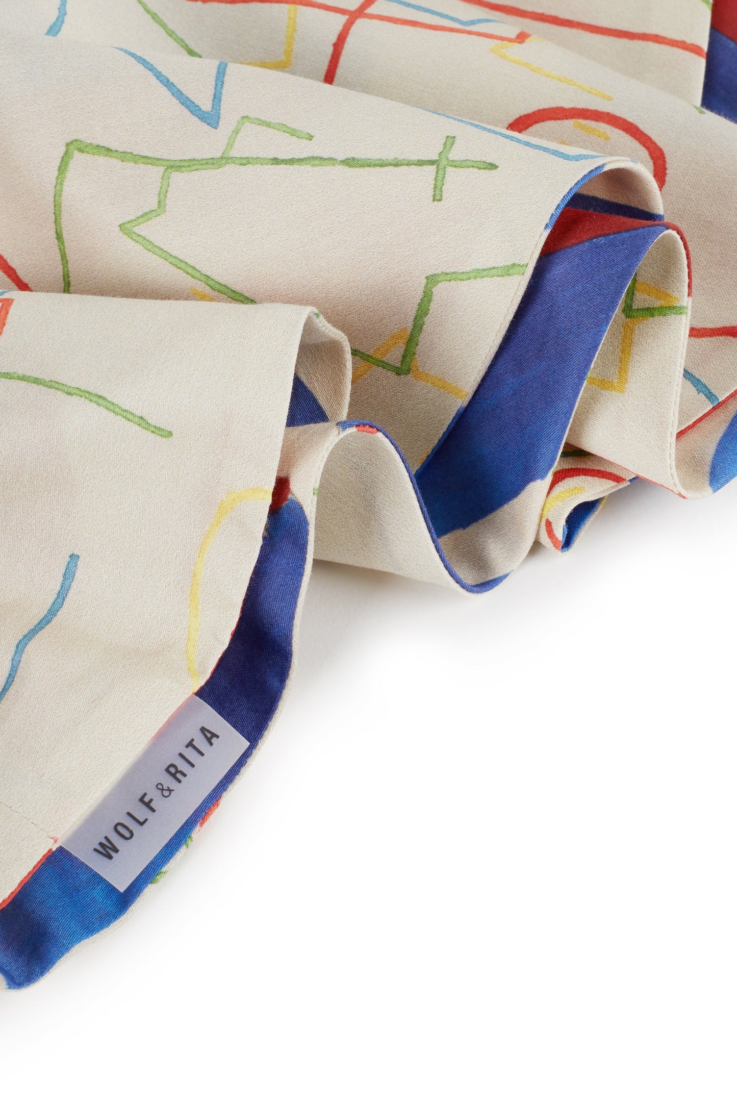 SCARF Tulipa Guimarães